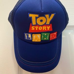 Disney Toy Story Land Hat Youth NWT.
